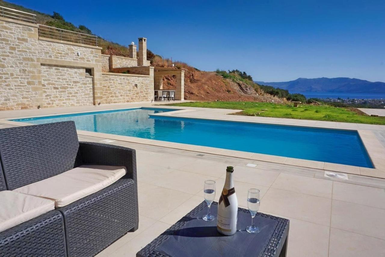 Villa Stylianos And Studios Kissamos Bagian luar foto