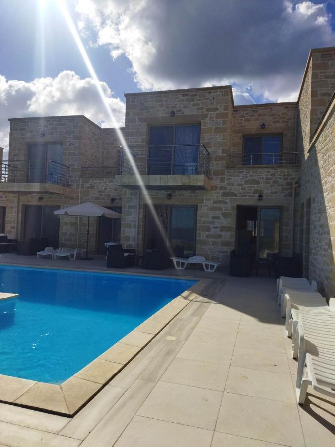 Villa Stylianos And Studios Kissamos Bagian luar foto