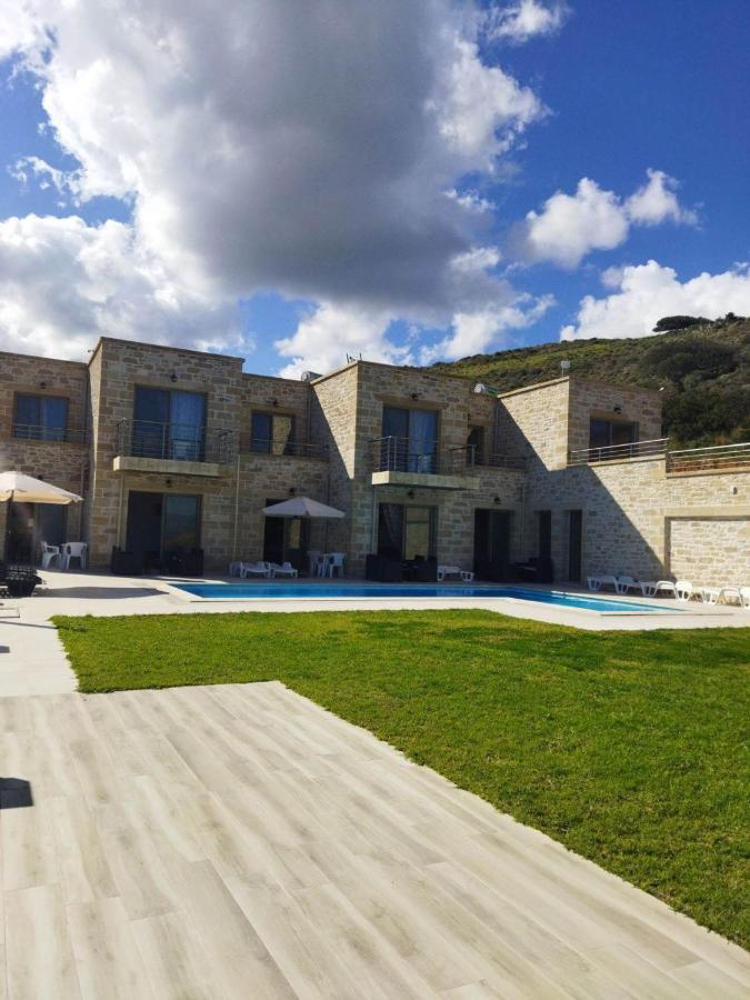 Villa Stylianos And Studios Kissamos Bagian luar foto
