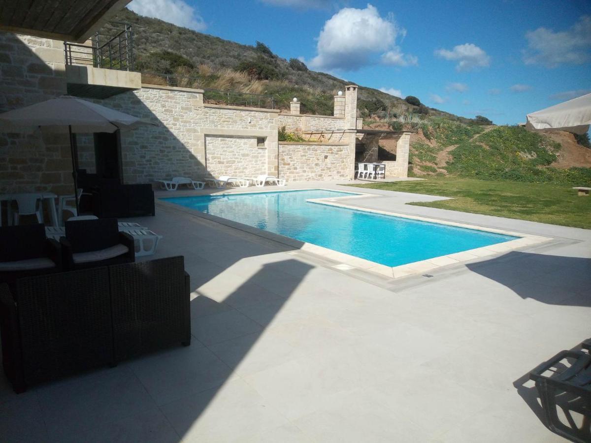 Villa Stylianos And Studios Kissamos Bagian luar foto